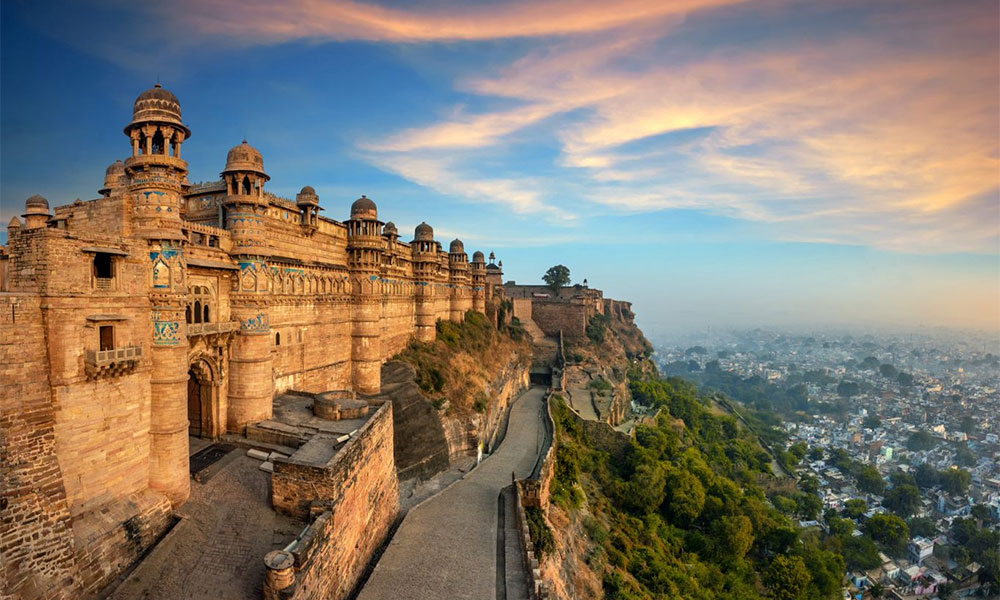 Gwalior Fort – History, Architecture, Timings, Entry Fee & Complete Travel Guide