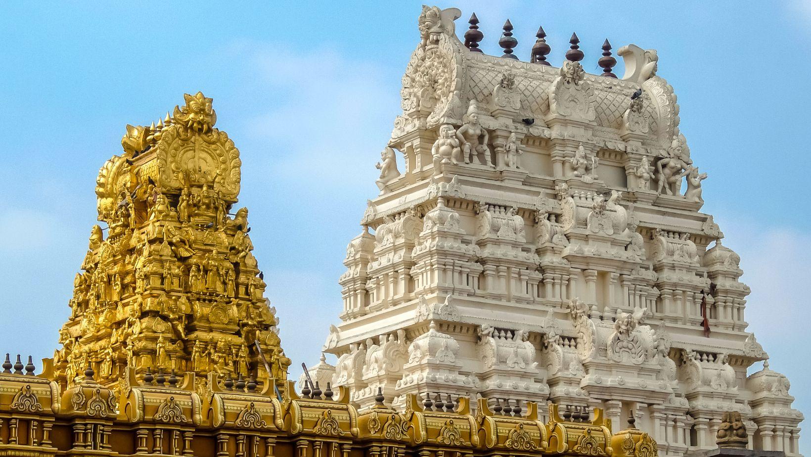Tirupati Balaji Temple Guide : History, Darshan, Timings, Ticket Booking & Travel Tips